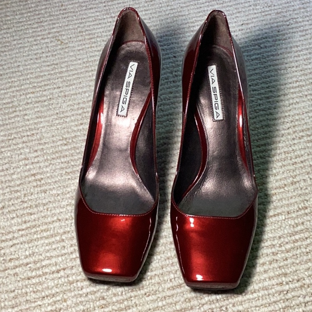 Via Spiga Leather Deep Red Heels sz 7.5/8